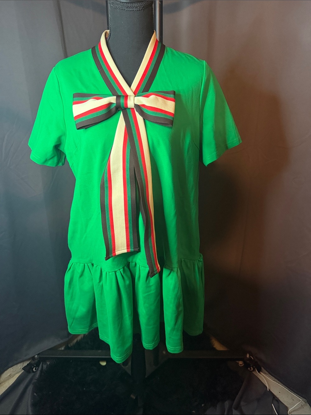 Women’s Green Short-Sleeve Bow-Front Casual Dress